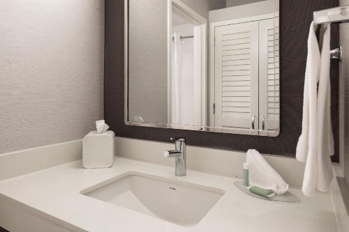 Courtyard By Marriott Chicago Waukegan/Gurnee image 11