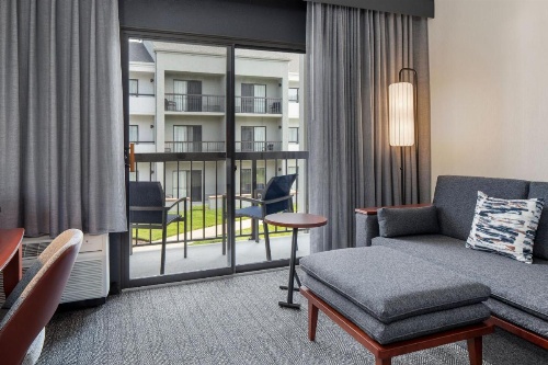 Courtyard By Marriott Chicago Waukegan/Gurnee image 12